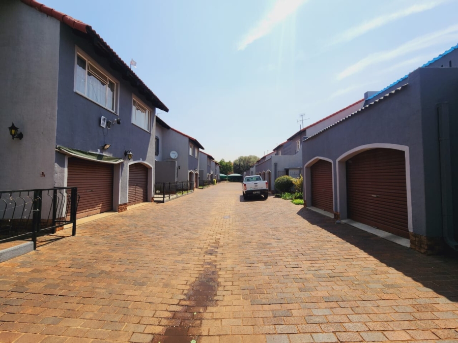 To Let 2 Bedroom Property for Rent in Potchefstroom North West